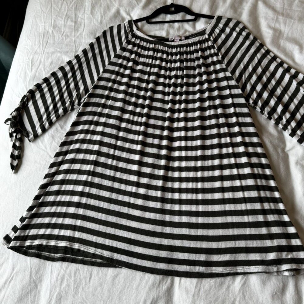 Molly & Isadora Olive Green & White Striped Tie Sleeve Top 0X Dia & Co